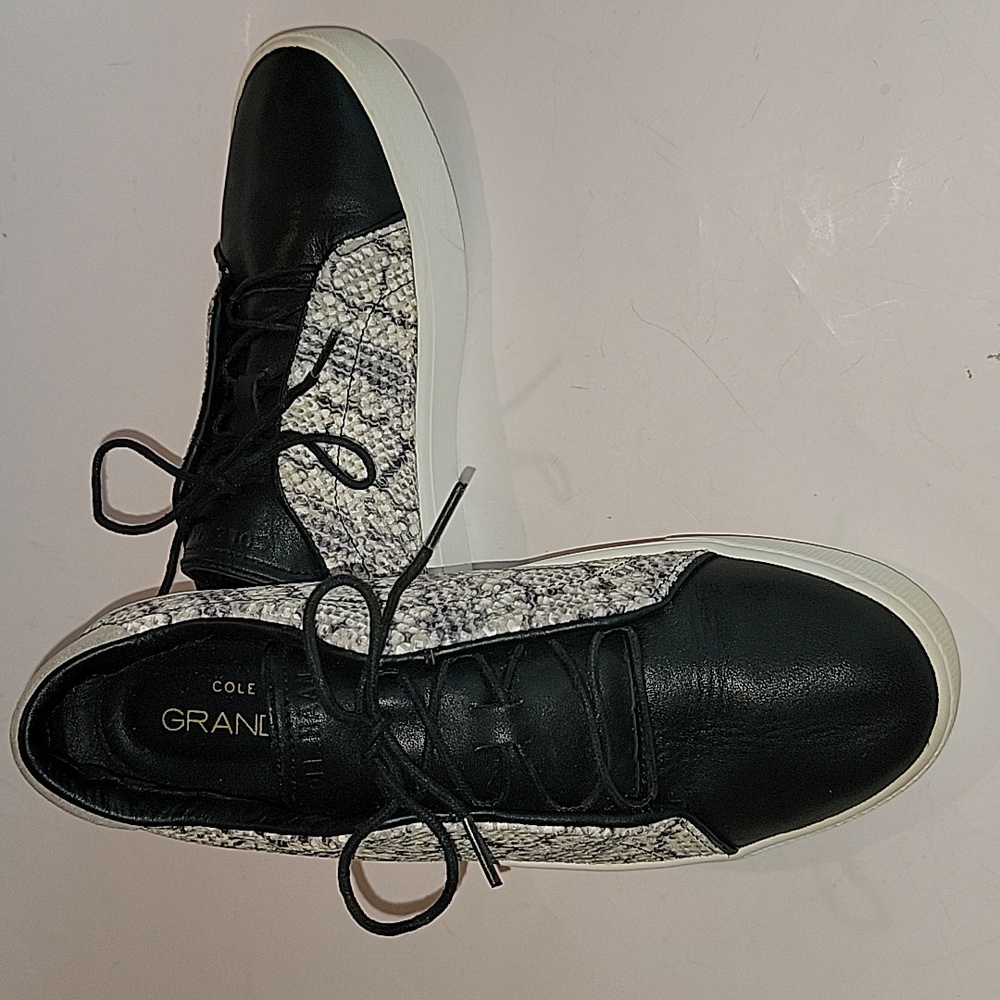 COLE HAAN WOMEN'S GRANSPRO SPECTATOR SNEAKERS - Picture 13 of 15